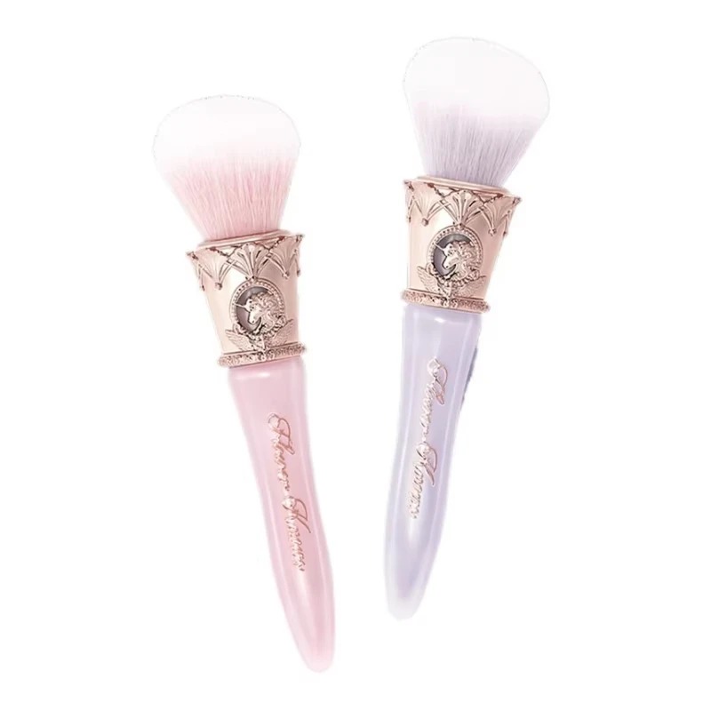 فرشاة أحمر خدود كريستالية فاخر - مراجعة Luxury Skincare And Makeup Brands وسعره