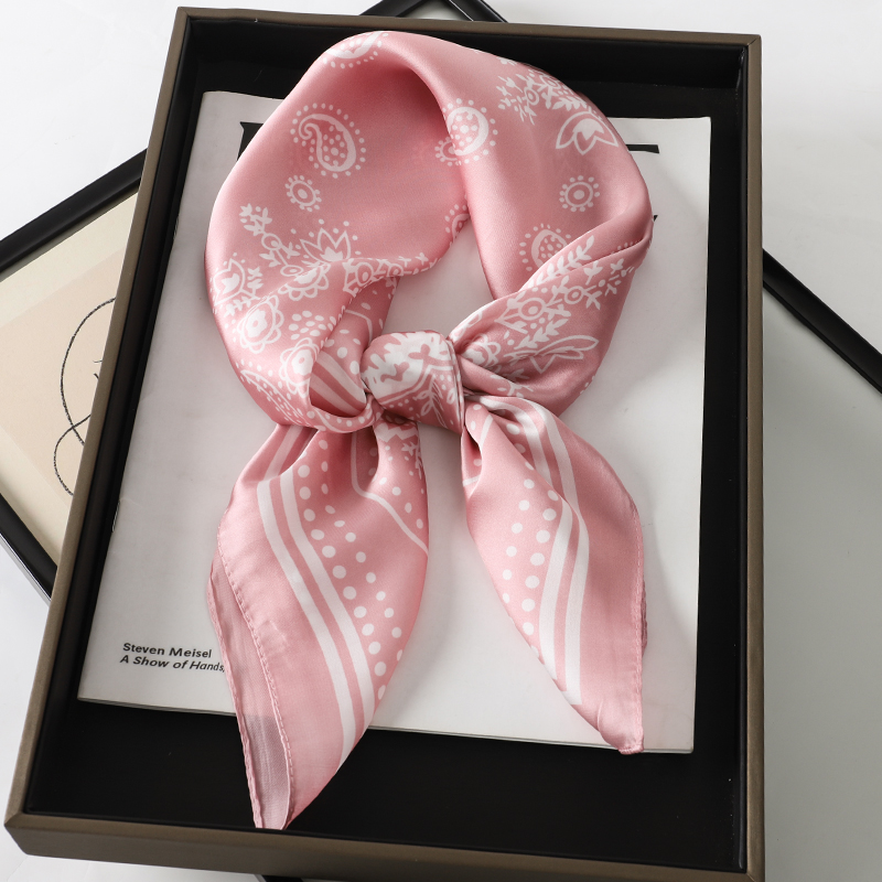 العلامة التجارية الفاخرة الحري - مراجعة Luxury Skincare Headband وسعره